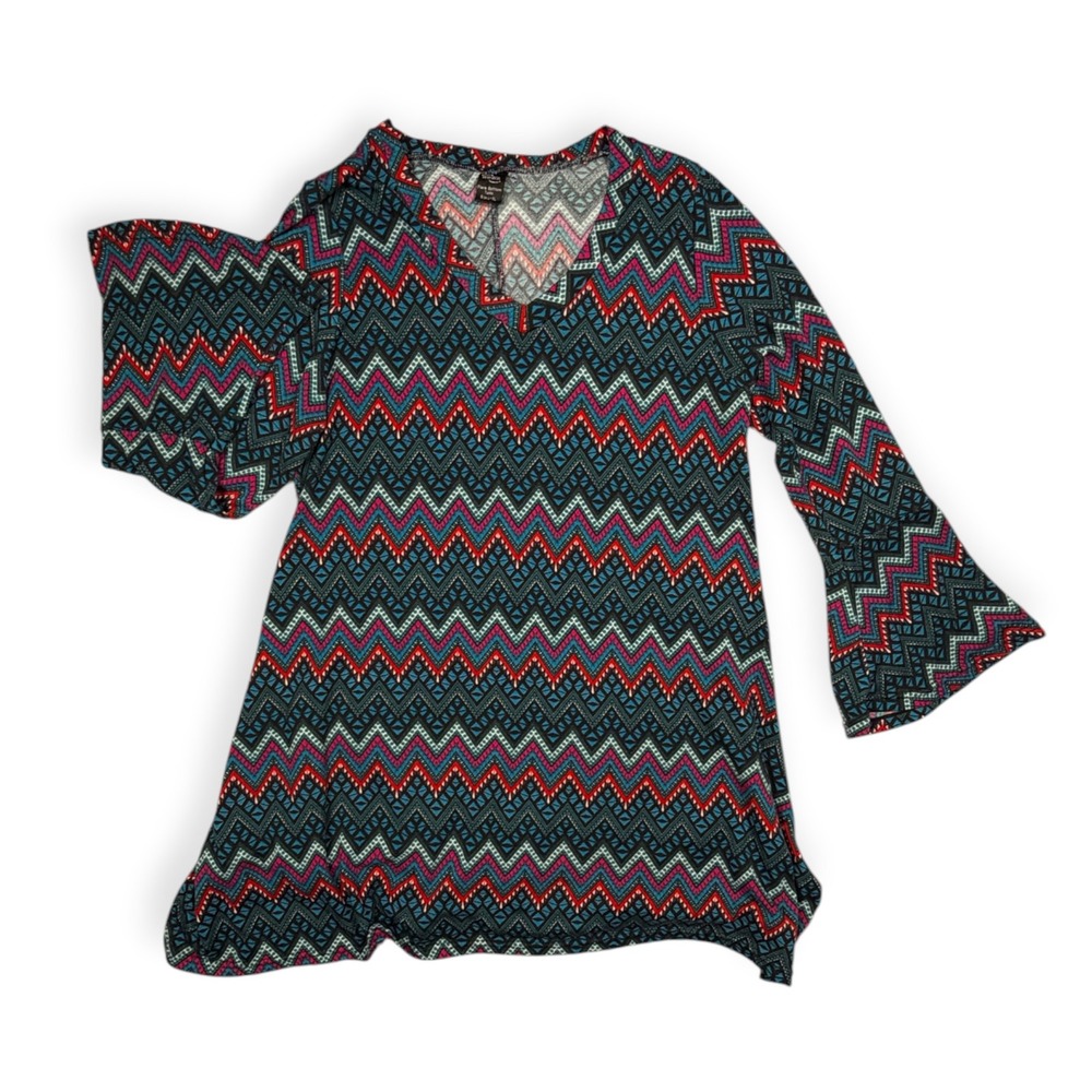 Boho Flare Bottom Knit Tunic Top Southwest Geometric Print Bell pSleeve V-Neck L